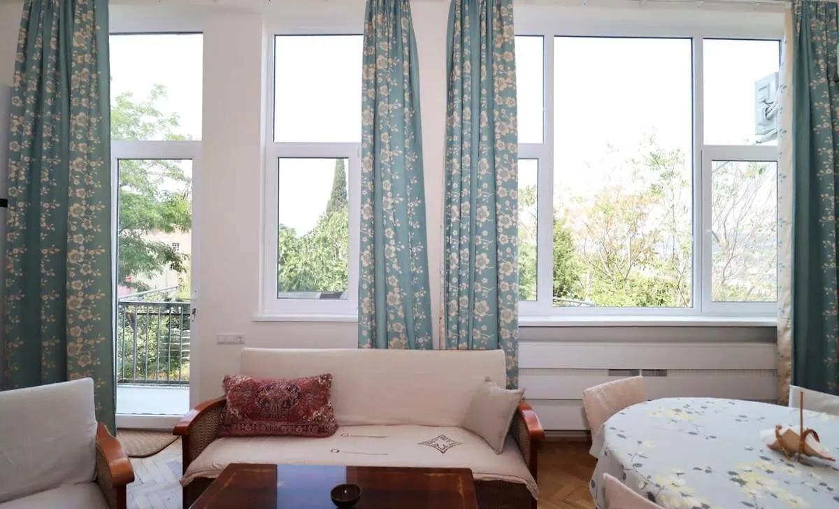 Stylish Apartment In The City Center 트빌리시