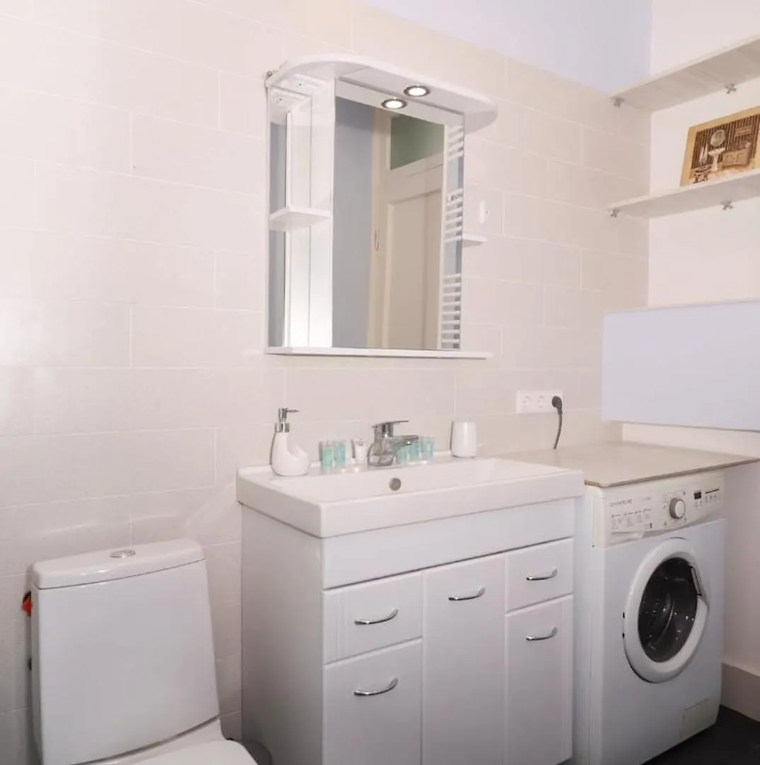 Stylish Apartment In The City Center 트빌리시
